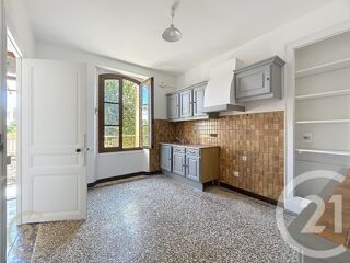 Appartement à louer 4 pièces 78 m²