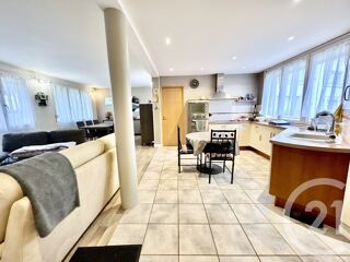 vente Appartement - 4 pièce(s) - 92 m² Saint-Quentin (02100)