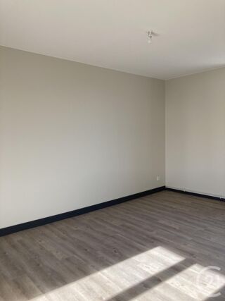  Appartement à louer 2 pièces 48 m²