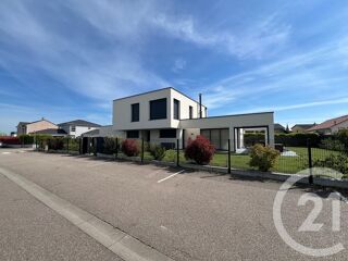  Maison � vendre 5 pi�ces 202 m�