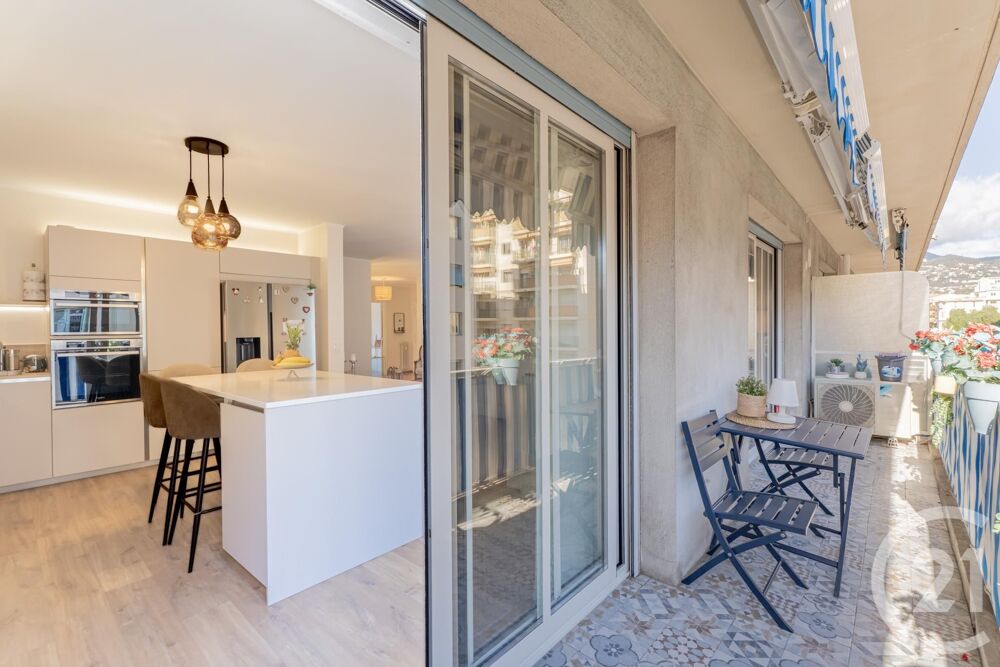NICE NORD - LIBERATION Magnifique appartement 4....