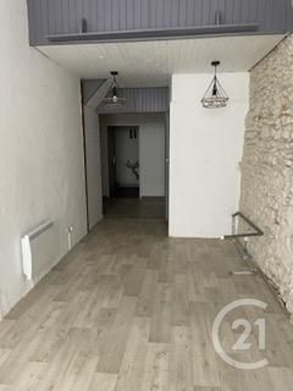 location Appartement - 2 pièce(s) - 65 m² Mirepoix (09500)