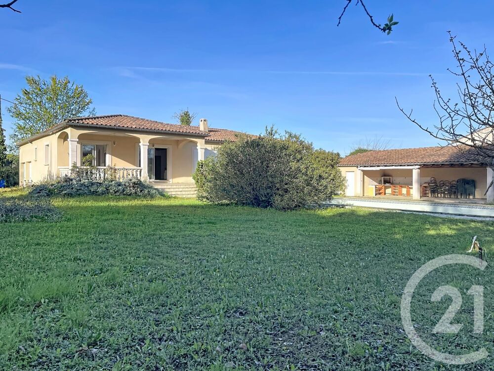 A Tresques, venez découvrir cette belle villa avec terra....