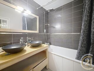  Appartement � vendre 4 pi�ces 80 m�