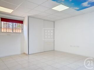  Appartement à louer 2 pièces 60 m²
