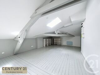  Appartement à louer 2 pièces 33 m²
