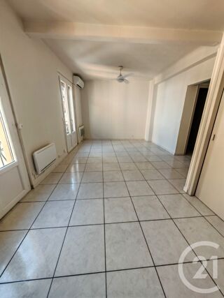  Appartement à louer 3 pièces 53 m²