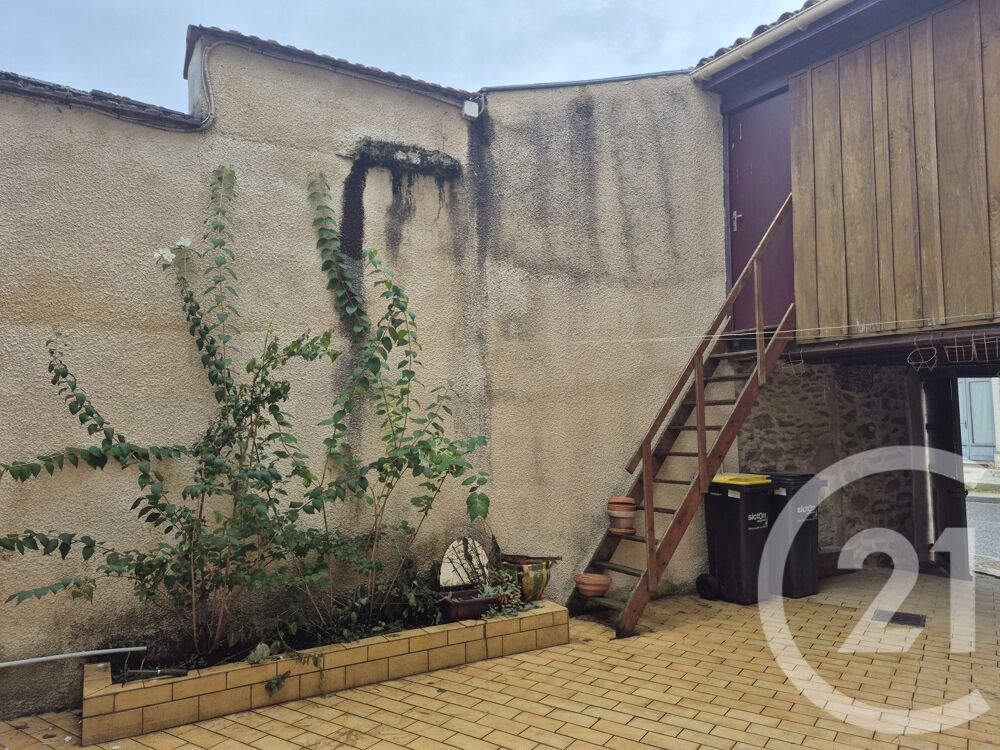 location Appartement - 4 pièce(s) - 48 m² Villandraut (33730)