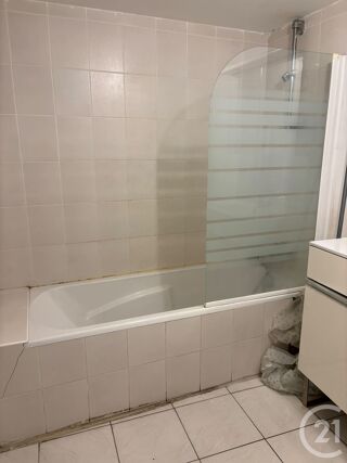  Immeuble à vendre 102 m²