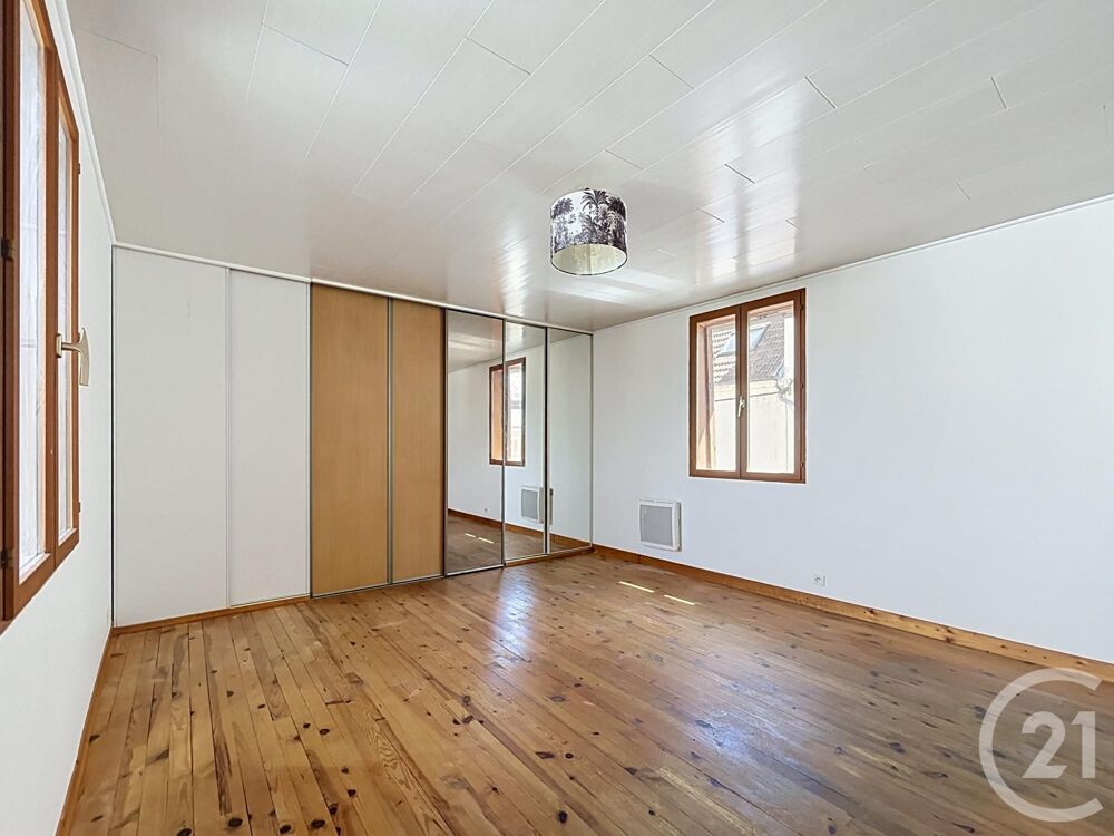 location Appartement - 3 pièce(s) - 79 m² Varennes-sur-Allier (03150)