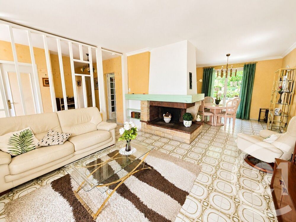 vente Maison - 4 pièce(s) - 137 m² Saint-Laurent-Médoc (33112)