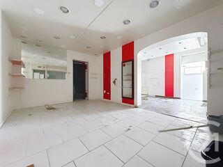  Appartement à louer 4 pièces 80 m²