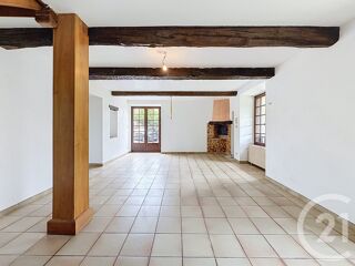  Maison à louer 7 pièces 235 m²