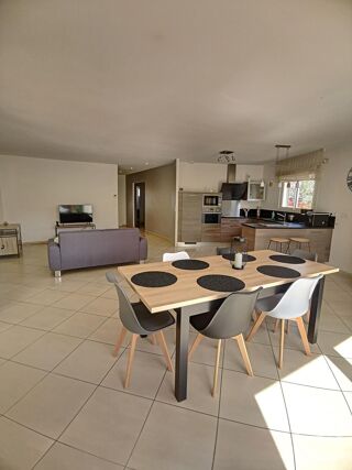  Maison à louer 4 pièces 113 m²