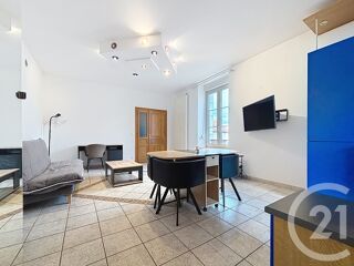  Appartement à louer 2 pièces 50 m²