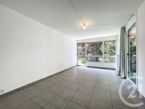   Location Appartement Appartement - 3 pi�ce(s) - 69 m�