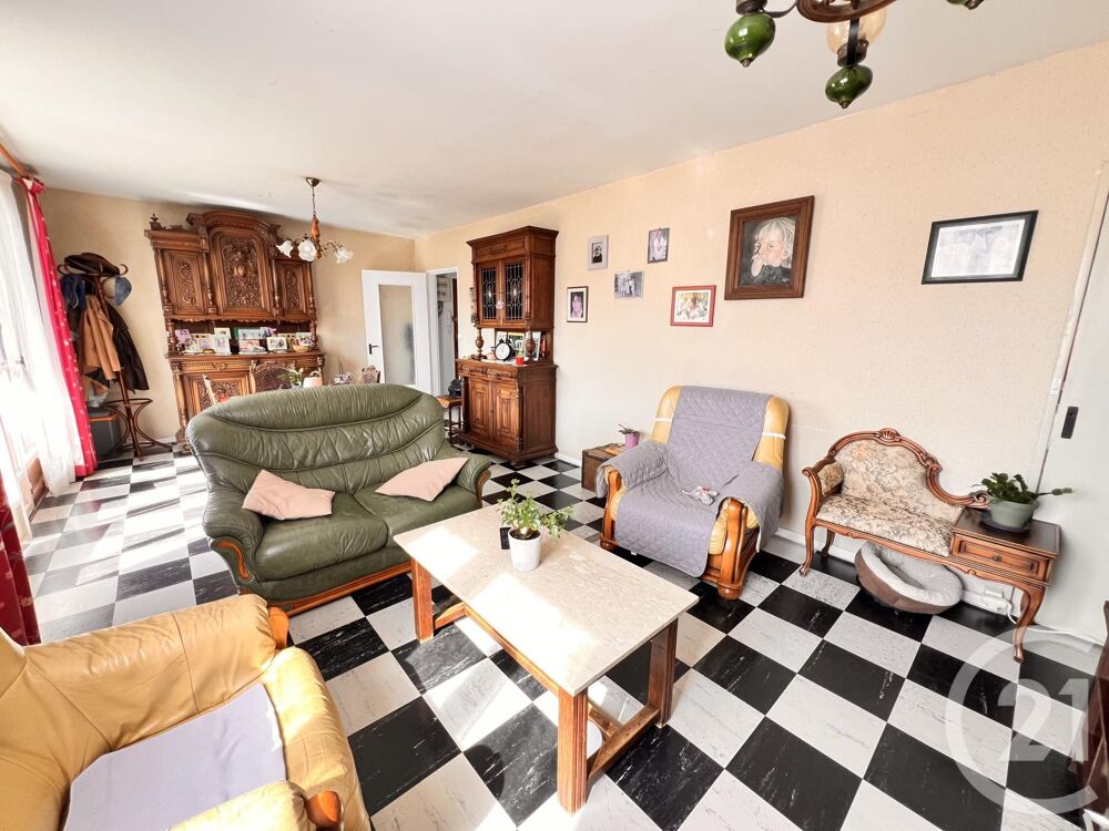 Appartement 5 pièces 81 m² · à Joue les Tours · 81 m² · 87 500 €