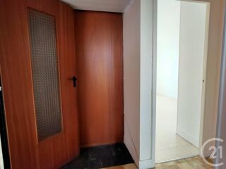  Appartement à louer 3 pièces 65 m²
