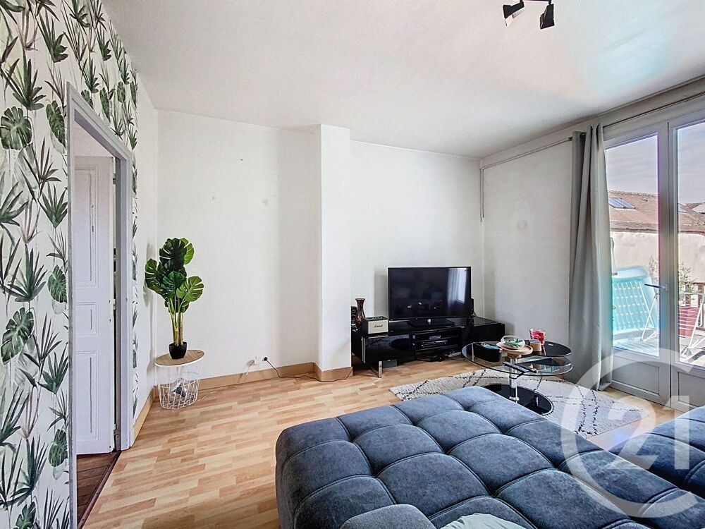 Située dans le charmant centre de Nemours, cette maison ....
