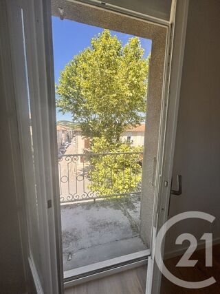  Appartement à louer 3 pièces 58 m²
