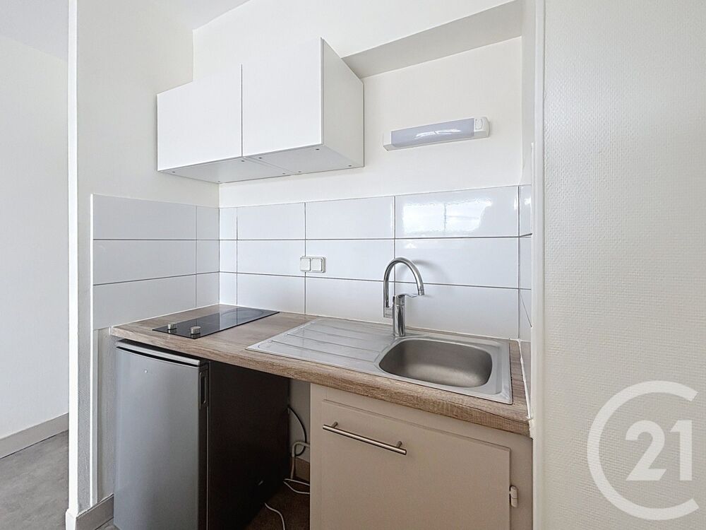 location Appartement - 1 pièce(s) - 25 m² Lure (70200)