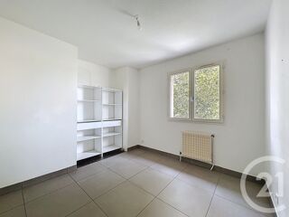  Appartement � vendre 4 pi�ces 87 m�