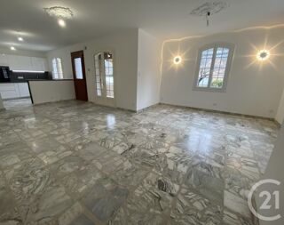  Maison à louer 4 pièces 115 m²
