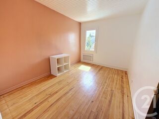  Maison à louer 3 pièces 91 m²