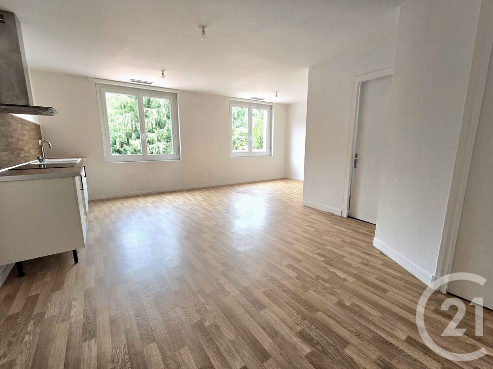 location Appartement - 4 pièce(s) - 86 m² Saint-Laurent-de-Neste (65150)