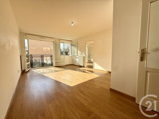  Appartement � vendre 4 pi�ces 79 m� Fontainebleau