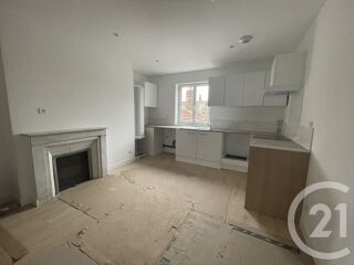  Appartement à louer 4 pièces 61 m²