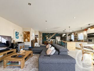  Maison à vendre 6 pièces 211 m²