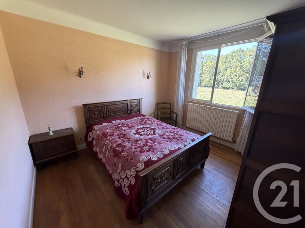 vente Maison - 4 pièce(s) - 181 m² Saint-Laurent-de-Neste (65150)