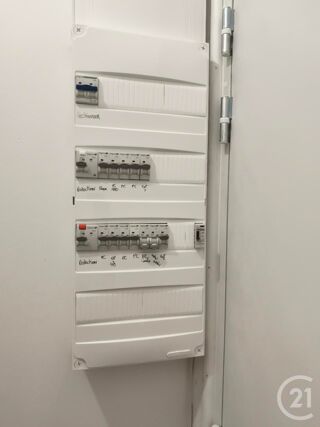  Appartement � vendre 5 pi�ces 63 m�