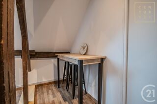  Appartement à louer 2 pièces 27 m²