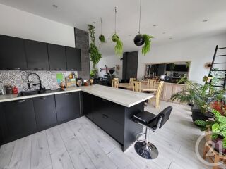  Maison � vendre 4 pi�ces 150 m�