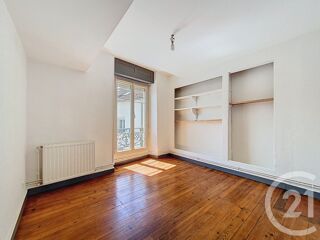  Appartement à louer 2 pièces 60 m²