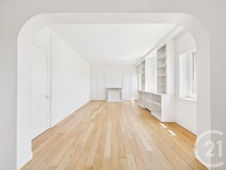  Appartement à vendre 6 pièces 179 m²