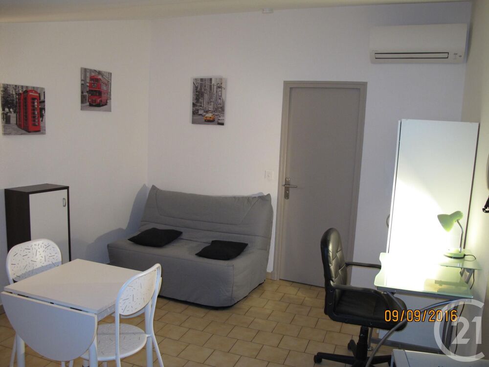 Découvrez ce charmant studio meublé, situé au 3ème étage....