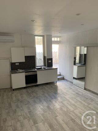  Maison à louer 3 pièces 61 m²
