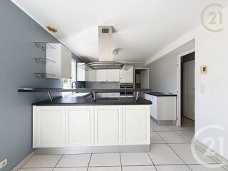  Maison à vendre 7 pièces 231 m²