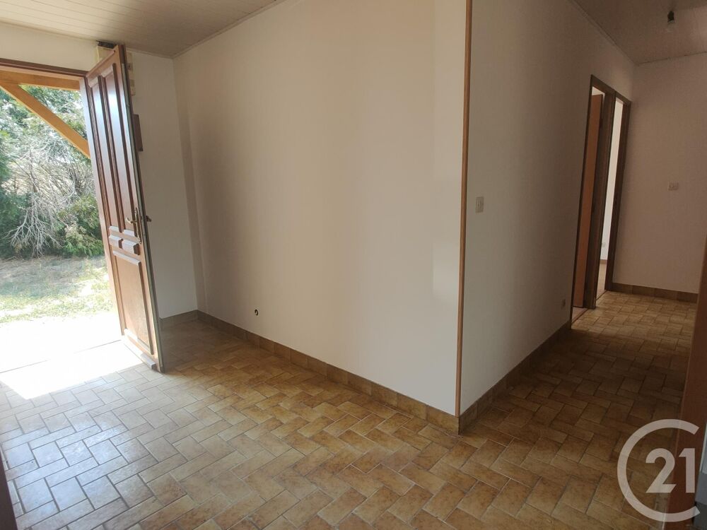 location Maison - 4 pièce(s) - 76 m² Sancoins (18600)