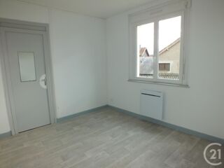  Appartement à louer 2 pièces 39 m²