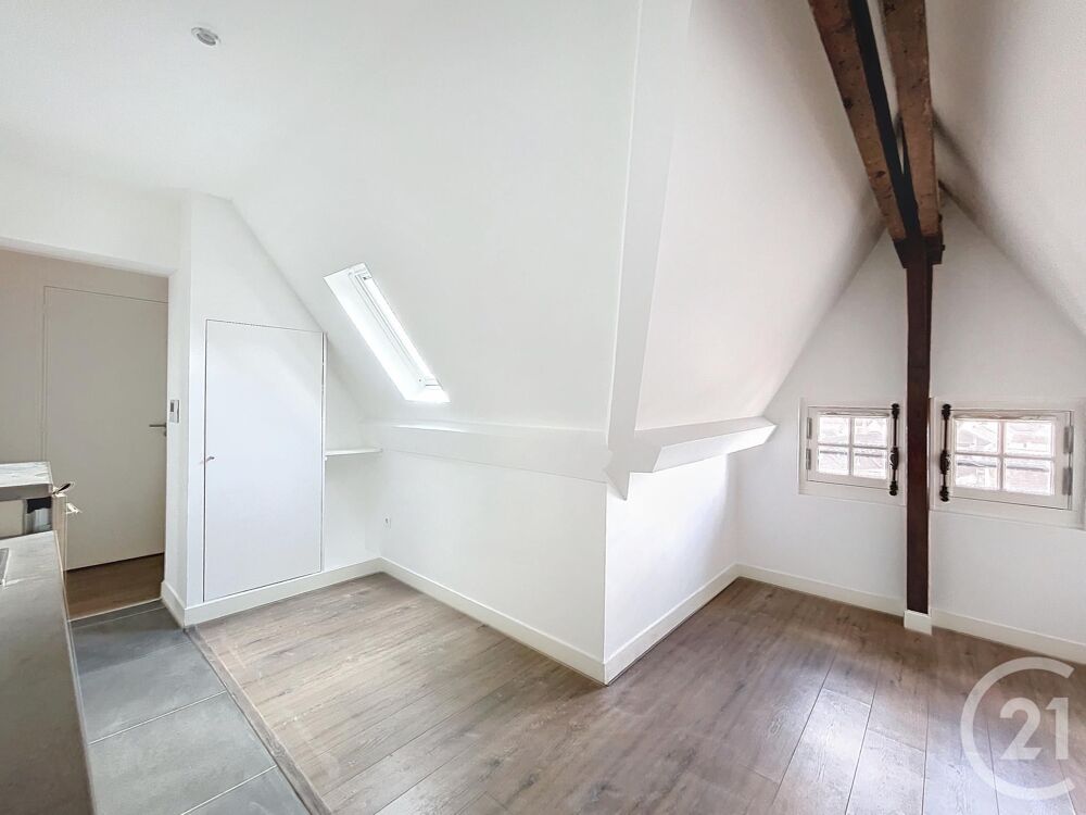 location Appartement - 1 pièce(s) - 21 m² Moret-sur-Loing (77250)