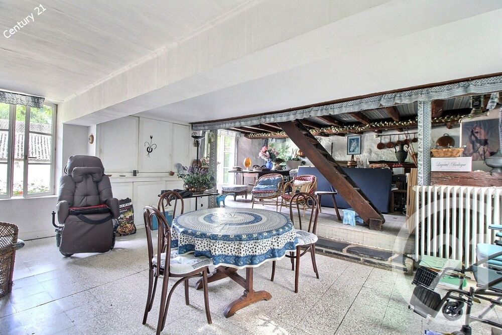 vente Maison - 7 pièce(s) - 250 m² Château-Thierry (02400)