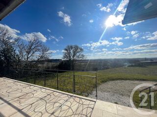  Maison à louer 5 pièces 147 m²