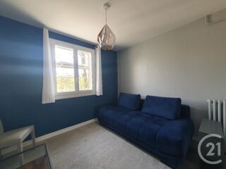  Appartement à louer 4 pièces 62 m²
