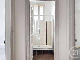  Appartement � louer 5 pi�ces 109 m�