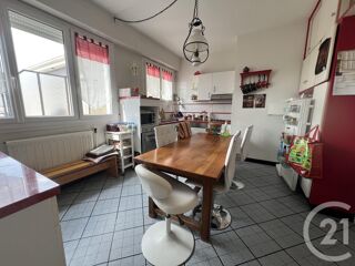  Maison � vendre 6 pi�ces 196 m�