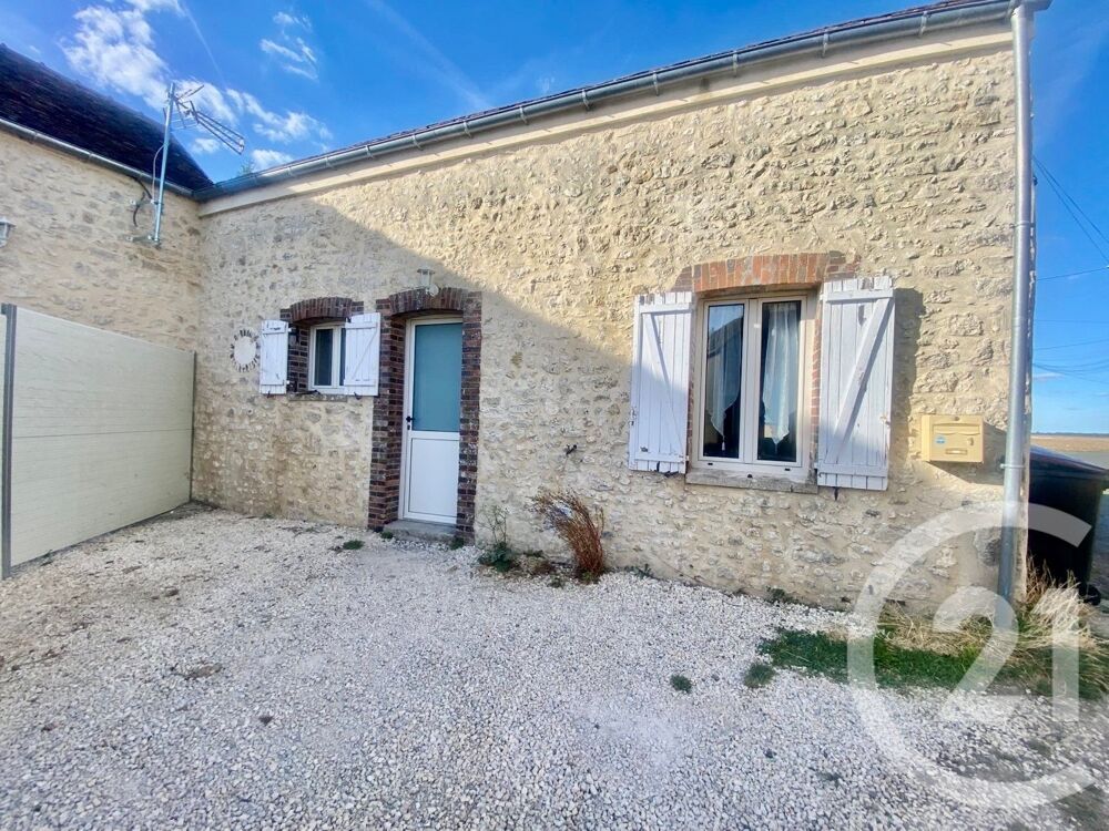 location Appartement - 4 pièce(s) - 74 m² Égreville (77620)